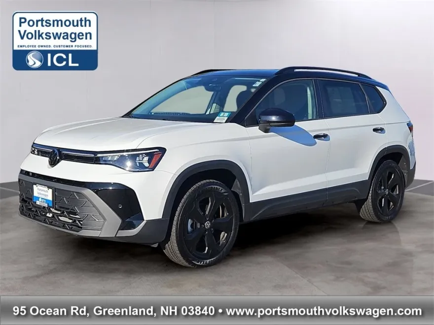 2025 Volkswagen Taos SE photo 1