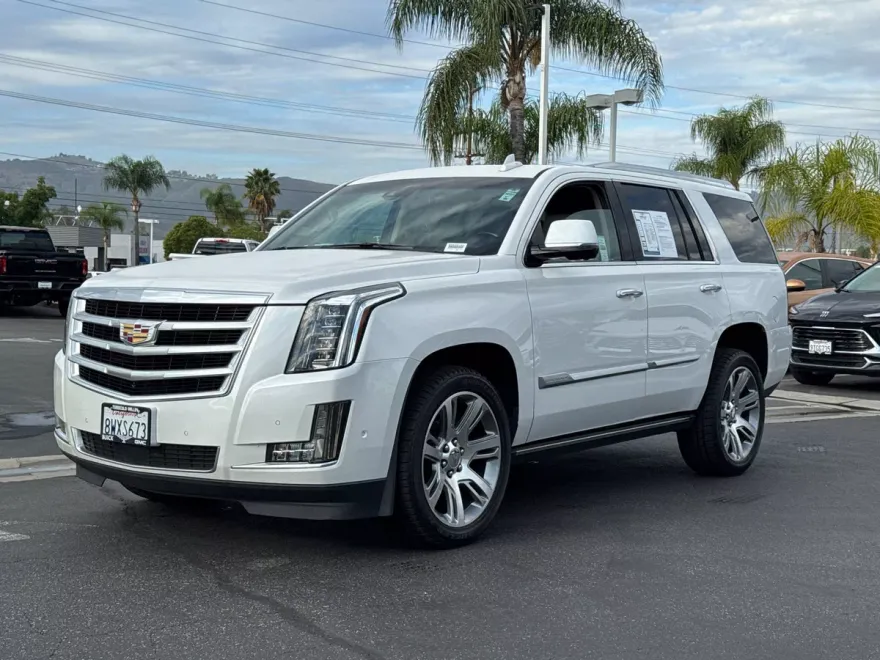 2019 Cadillac Escalade Premium Luxury photo 1
