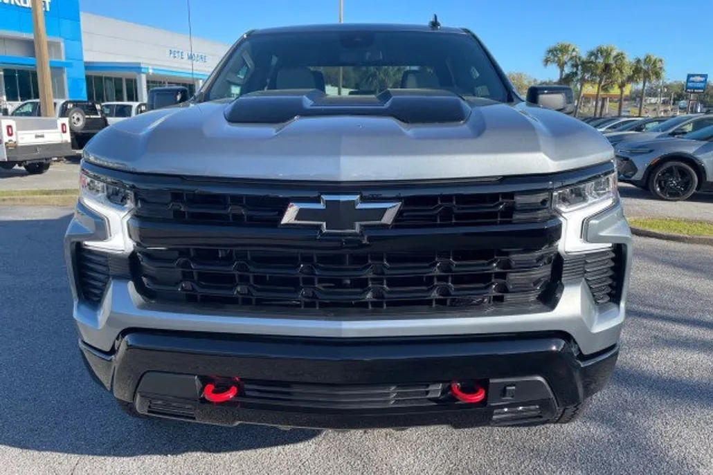2025 Chevrolet Silverado 1500 LT Trail Boss photo 1