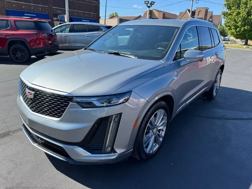 2023 Cadillac XT6 Premium Luxury photo 1