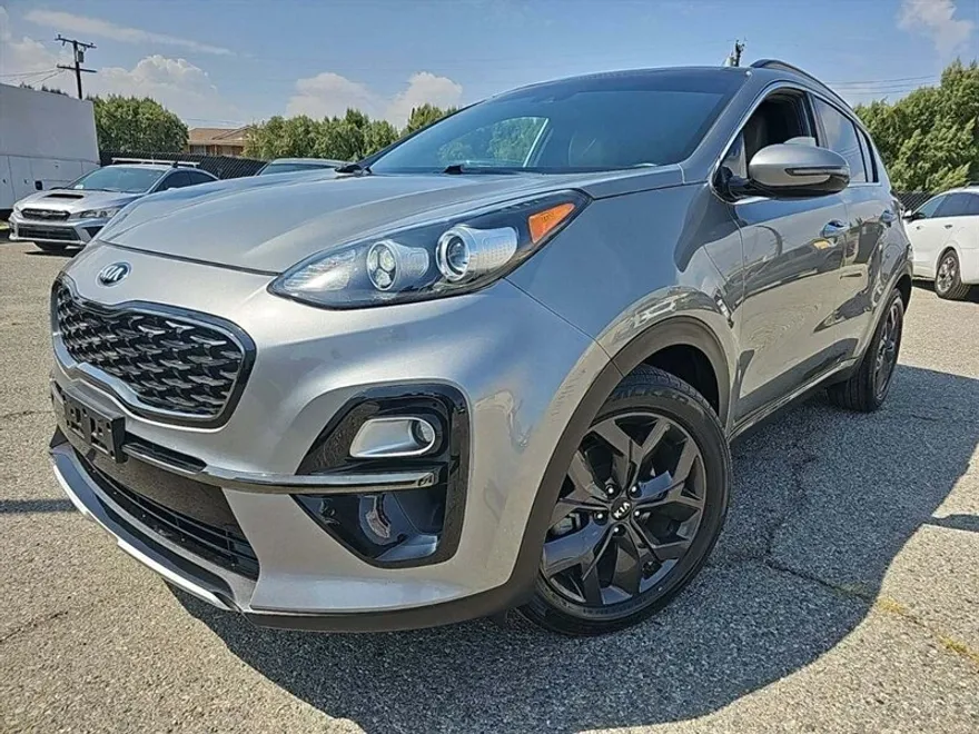 2020 Kia Sportage S photo 1