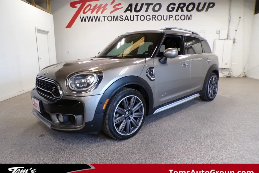 2017 Mini Countryman S ALL4 photo 1