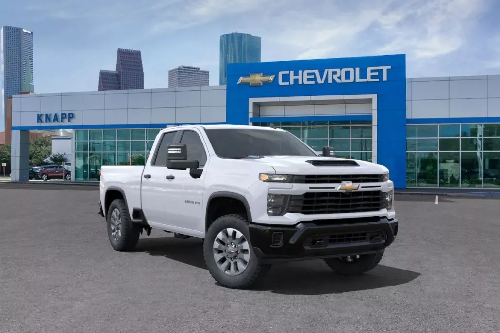2025 Chevrolet Silverado 2500HD Custom photo 1