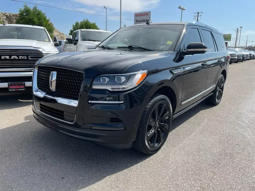 2022 Lincoln Navigator Reserve photo 1