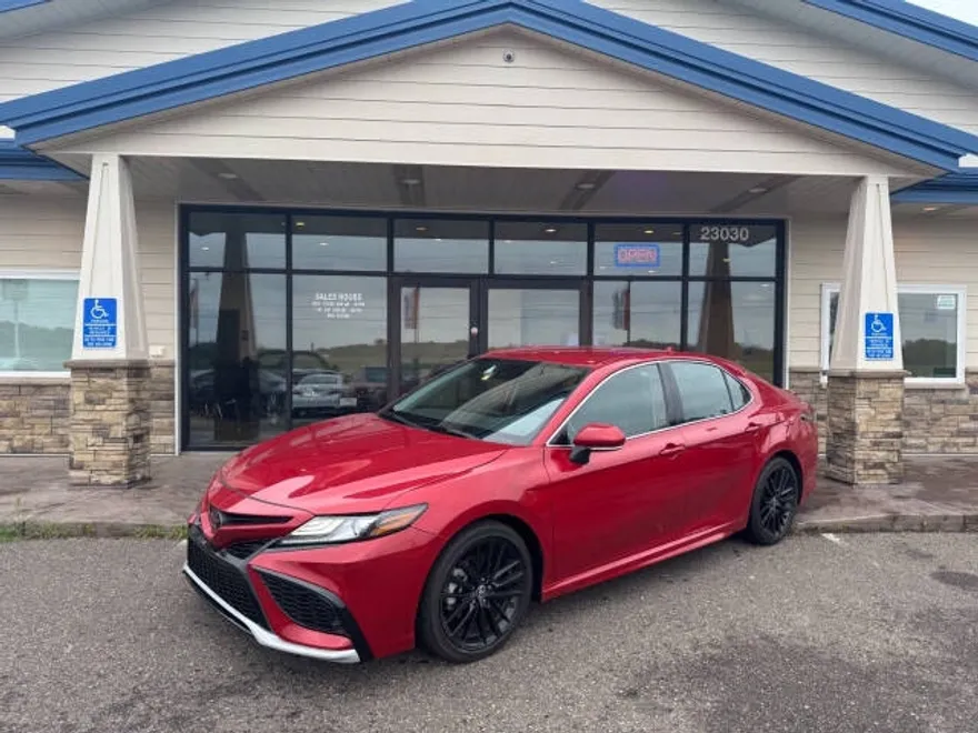 2023 Toyota Camry XSE photo 1
