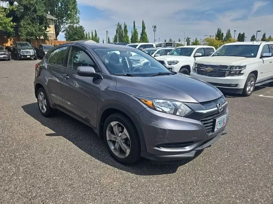 2018 Honda HR-V LX photo 1