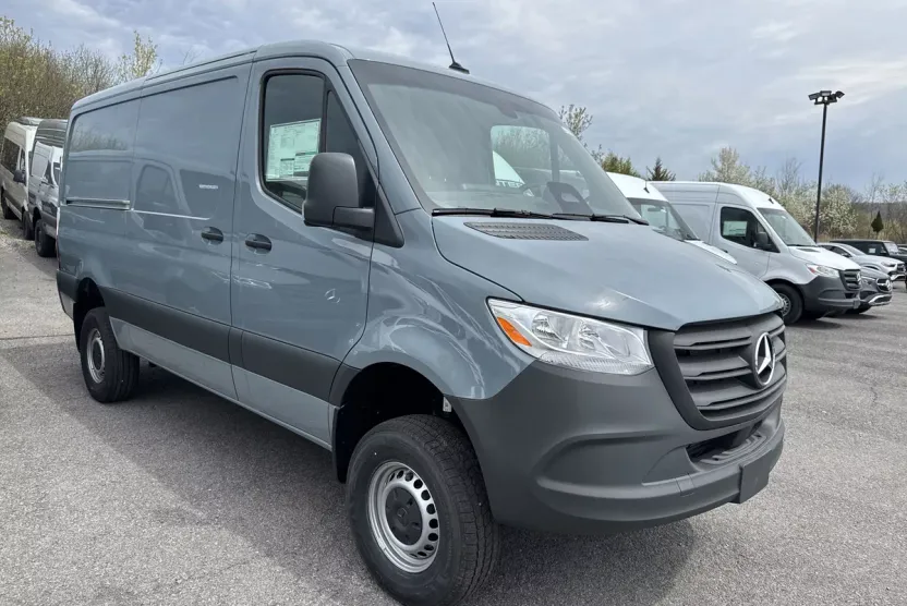 2025 Mercedes Benz Sprinter Cargo Van 2500 Standard Roof photo 1