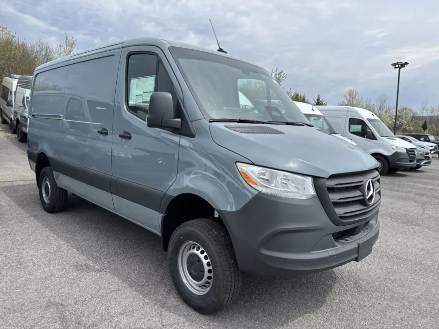 2025 Mercedes Benz Sprinter Cargo Van 2500 Standard Roof photo 1
