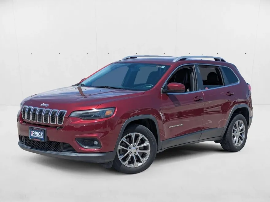 2019 Jeep Cherokee Latitude photo 1