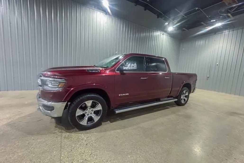 2019 Ram 1500 Laramie photo 1