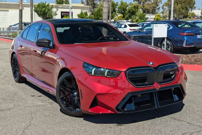 2025 Bmw M5 5 photo 1