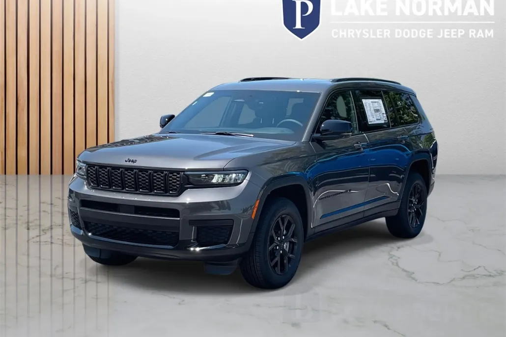 2025 Jeep Grand Cherokee Altitude X photo 1