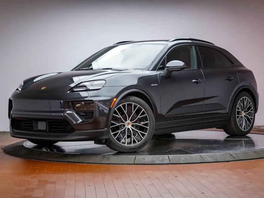 2024 Porsche Macan 4 Electric photo 1