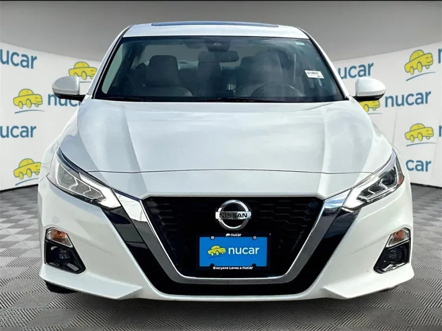 2021 Nissan Altima 2.5 Platinum photo 1