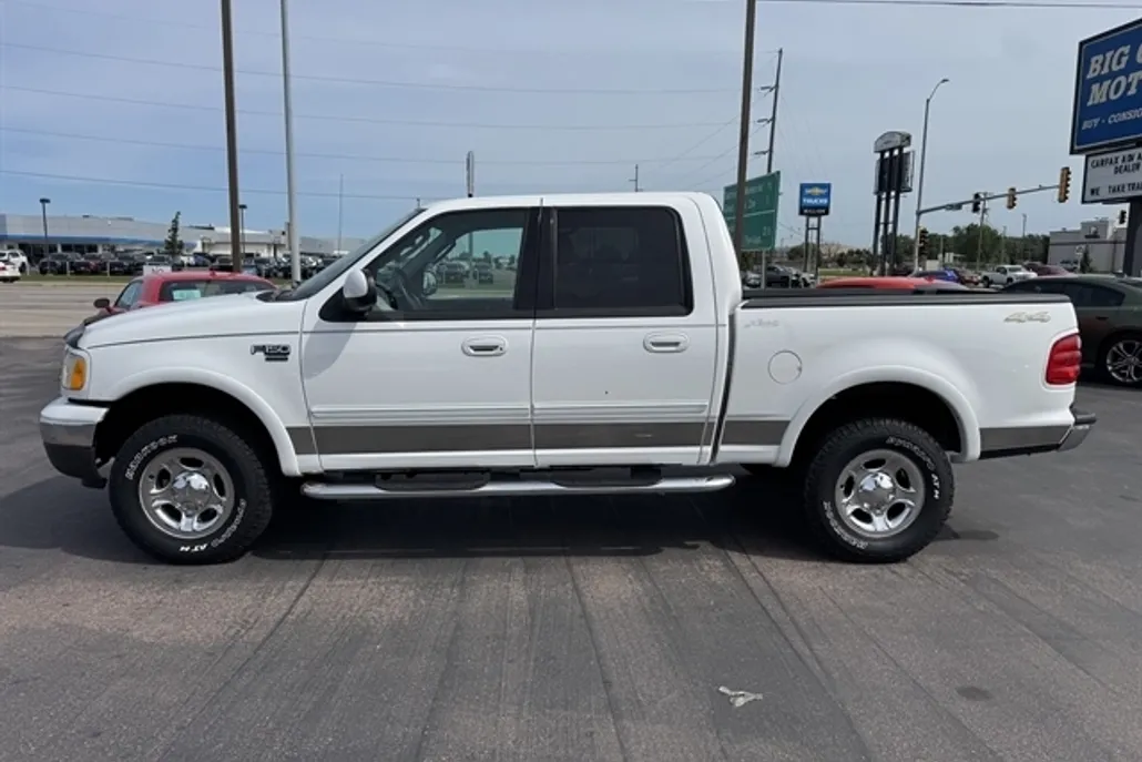 2003 Ford F-150 Lariat photo 1