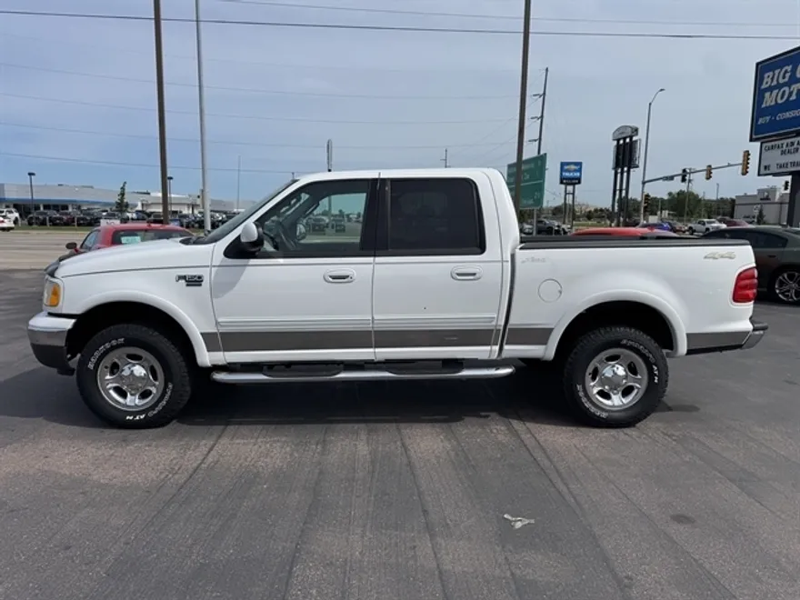 2003 Ford F-150 Lariat photo 1