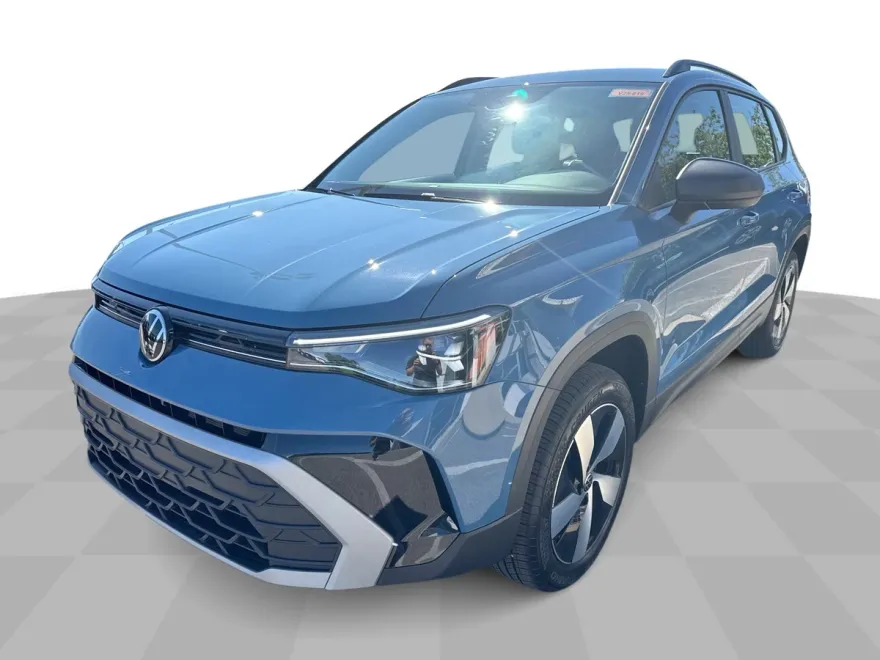 2025 Volkswagen Taos S photo 1