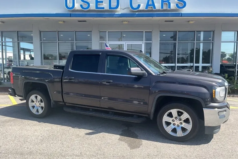 2016 Gmc Sierra 1500 SLE photo 1