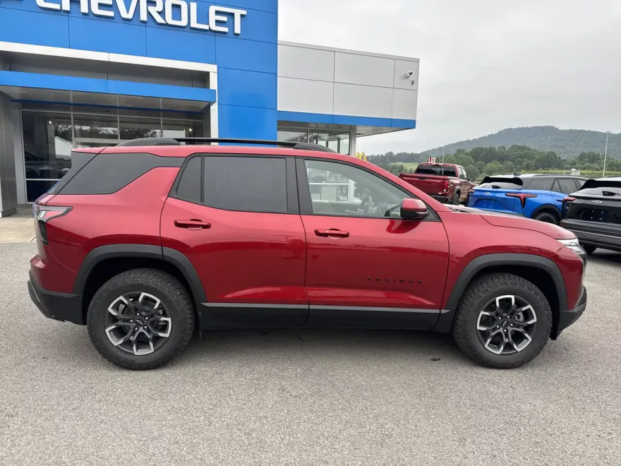 2026 Chevrolet Equinox ACTIV photo 1