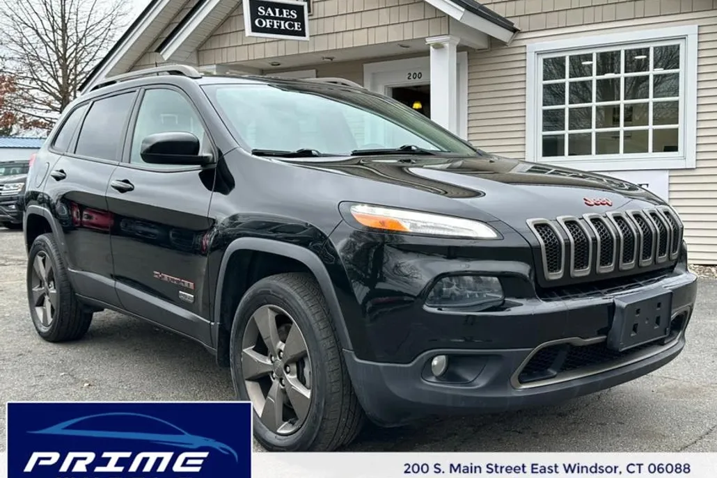 2017 Jeep Cherokee Latitude photo 1