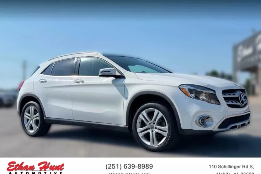 2018 Mercedes Benz GLA 250 4MATIC photo 1