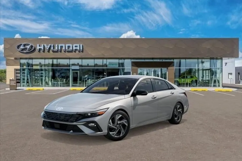 2025 Hyundai Elantra SEL Sport photo 1