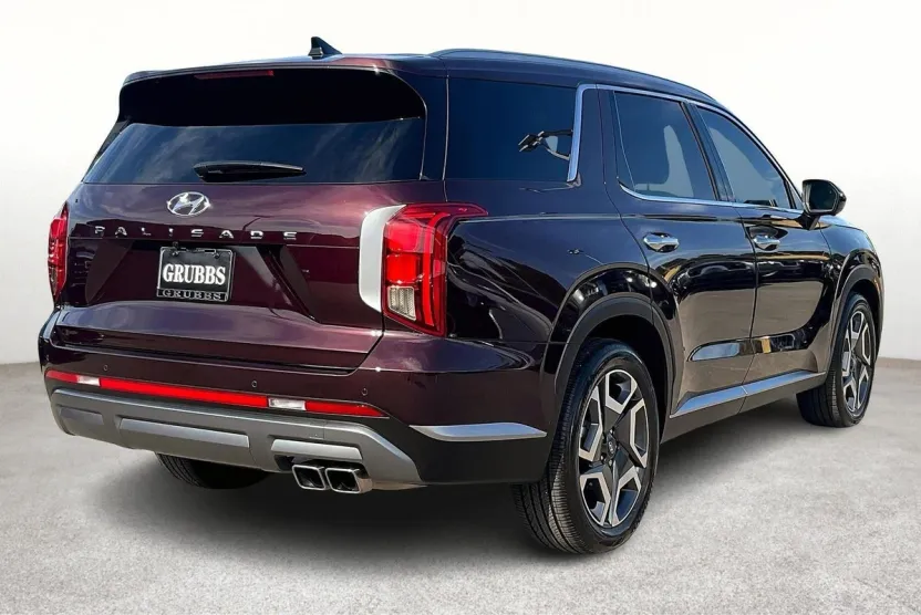 2025 Hyundai Palisade SEL photo 1