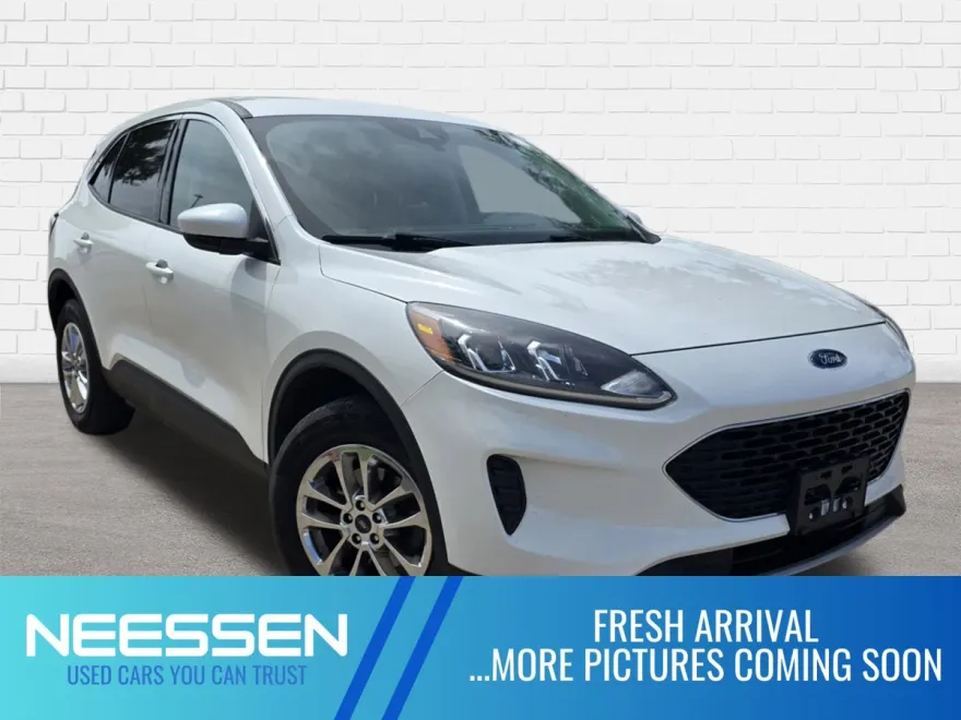 2021 Ford Escape SE photo 1