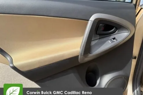 2009 Toyota RAV4 photo 3