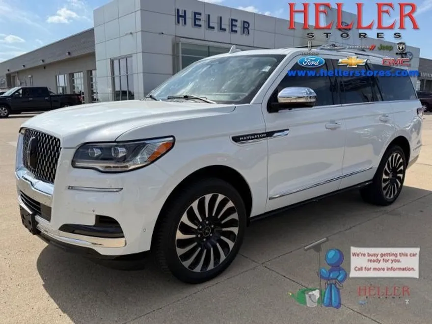 2022 Lincoln Navigator Black Label photo 1