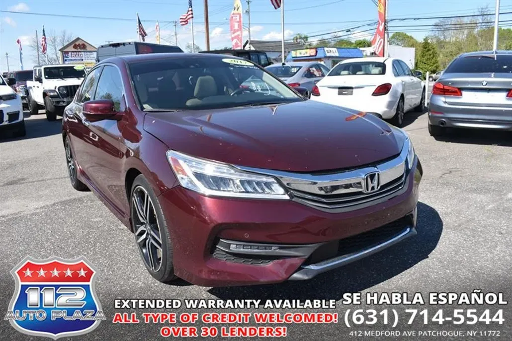 2017 Honda Accord Touring photo 1