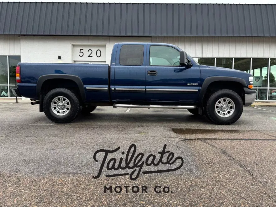 2001 Chevrolet Silverado 2500HD photo 1