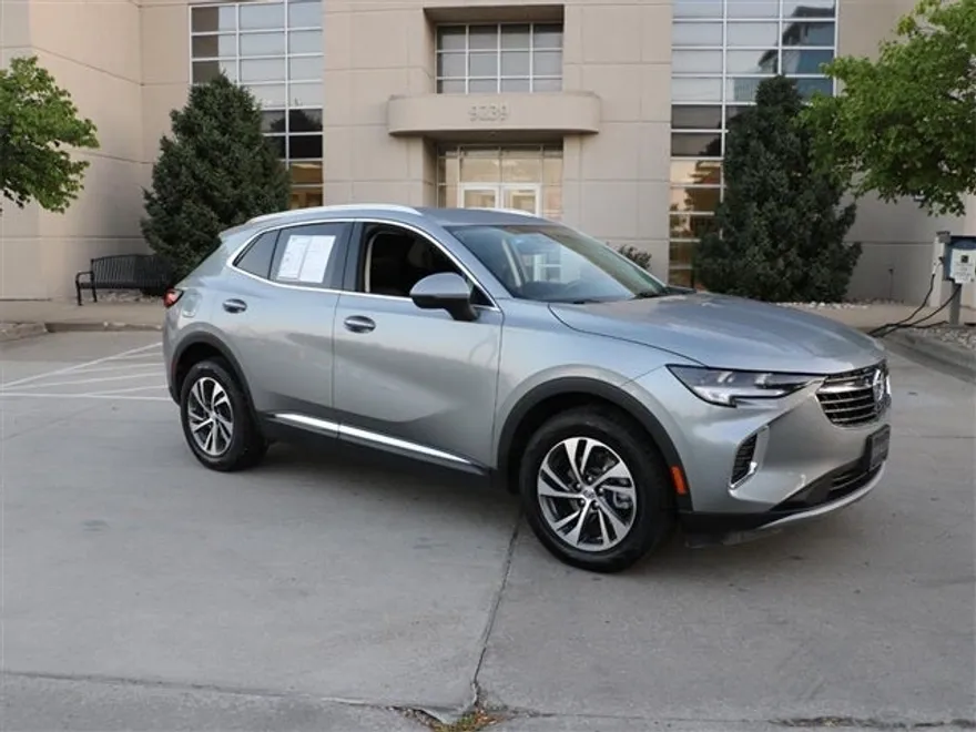 2023 Buick Envision Essence photo 1