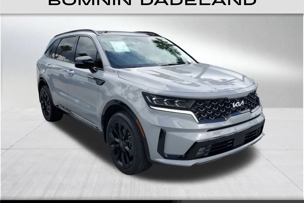 2023 Kia Sorento SX photo 1