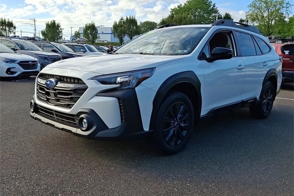 2024 Subaru Outback Onyx Edition photo 1