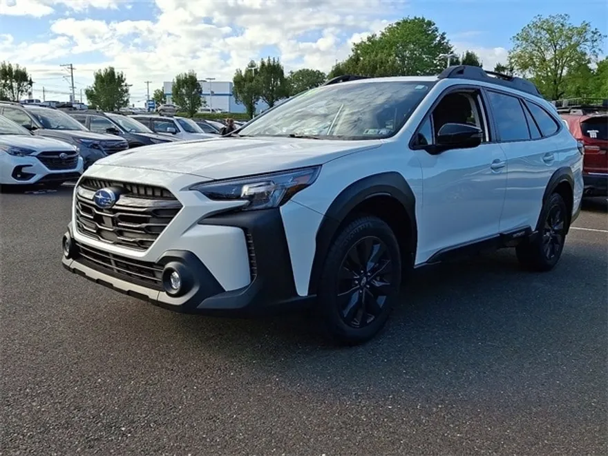 2024 Subaru Outback Onyx Edition photo 1