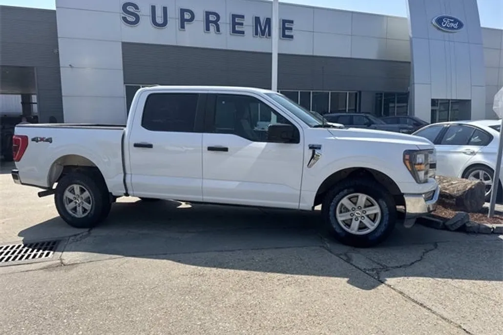 2023 Ford F-150 XLT photo 1