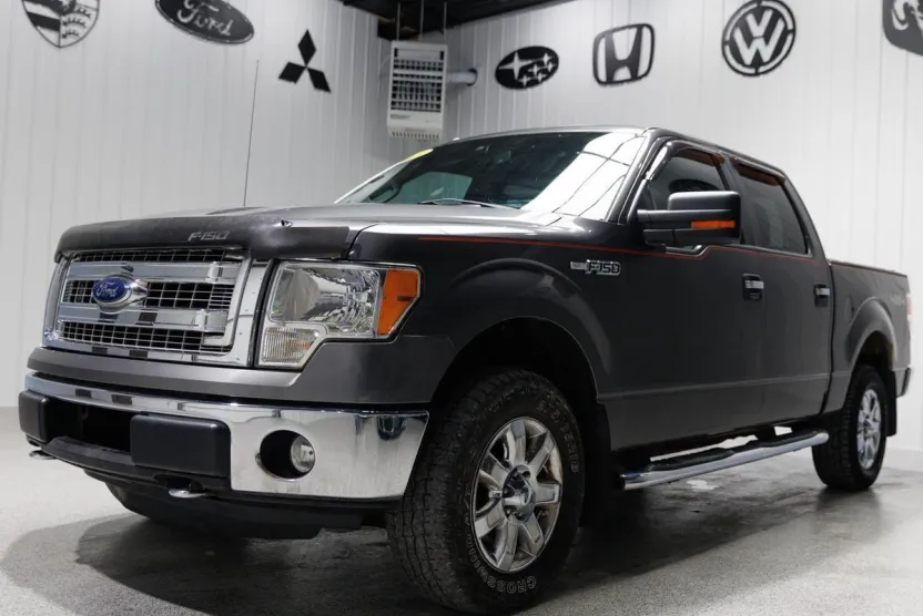 2013 Ford F-150 XLT photo 1