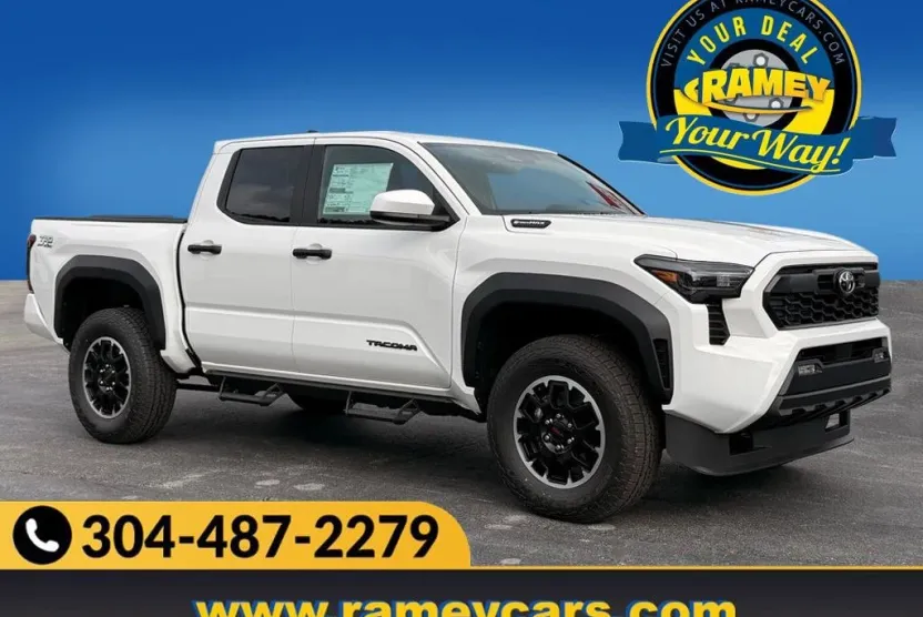 2025 Toyota Tacoma TRD Off-Road photo 1