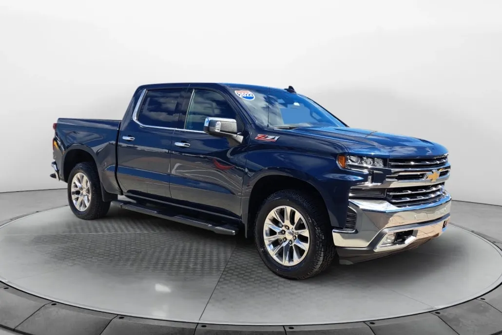 2022 Chevrolet Silverado 1500 LTZ photo 1
