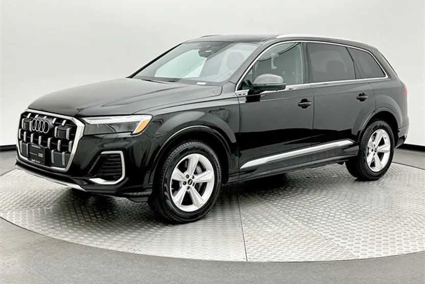 2025 Audi Q7 55 Premium photo 1