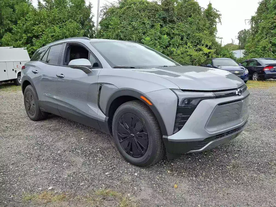 2025 Chevrolet Blazer EV photo 1