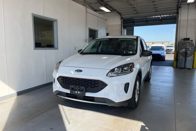 2022 Ford Escape SE photo 1