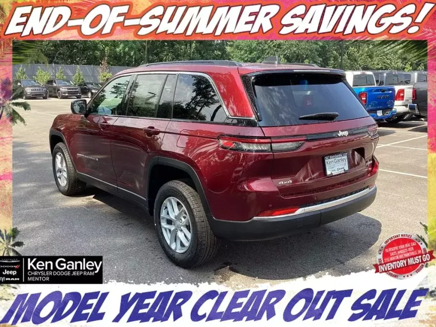 2025 Jeep Grand Cherokee Laredo photo 1