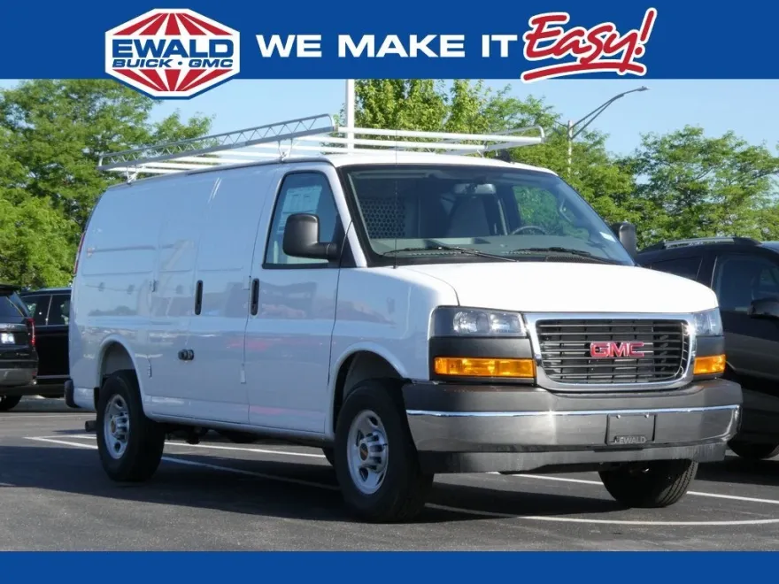2025 Gmc Savana Cargo 2500 photo 1