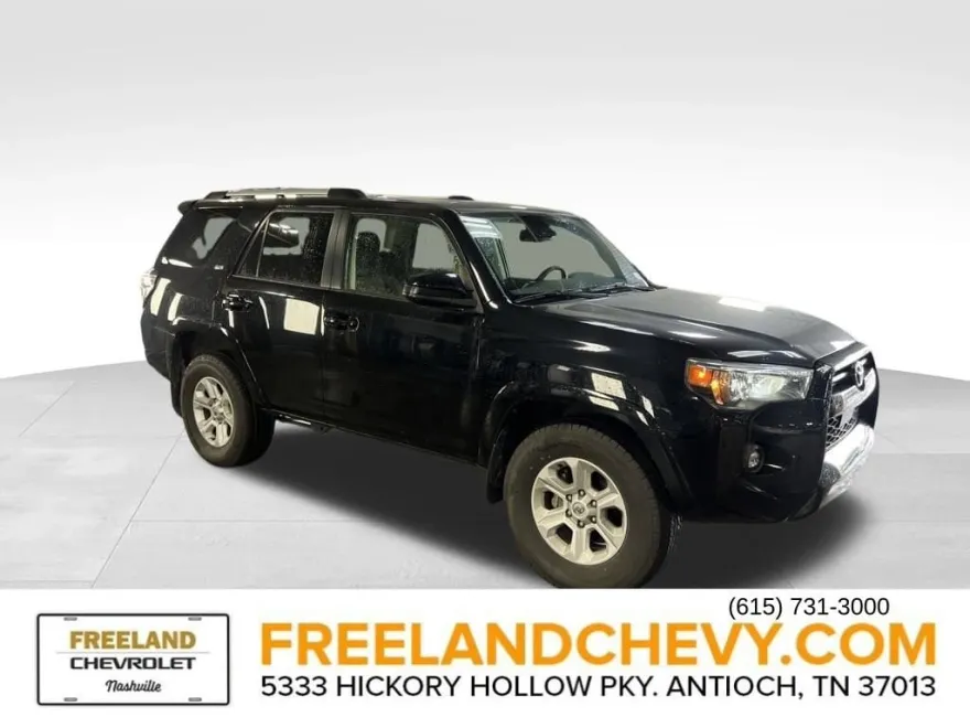 2024 Toyota 4Runner SR5 photo 1