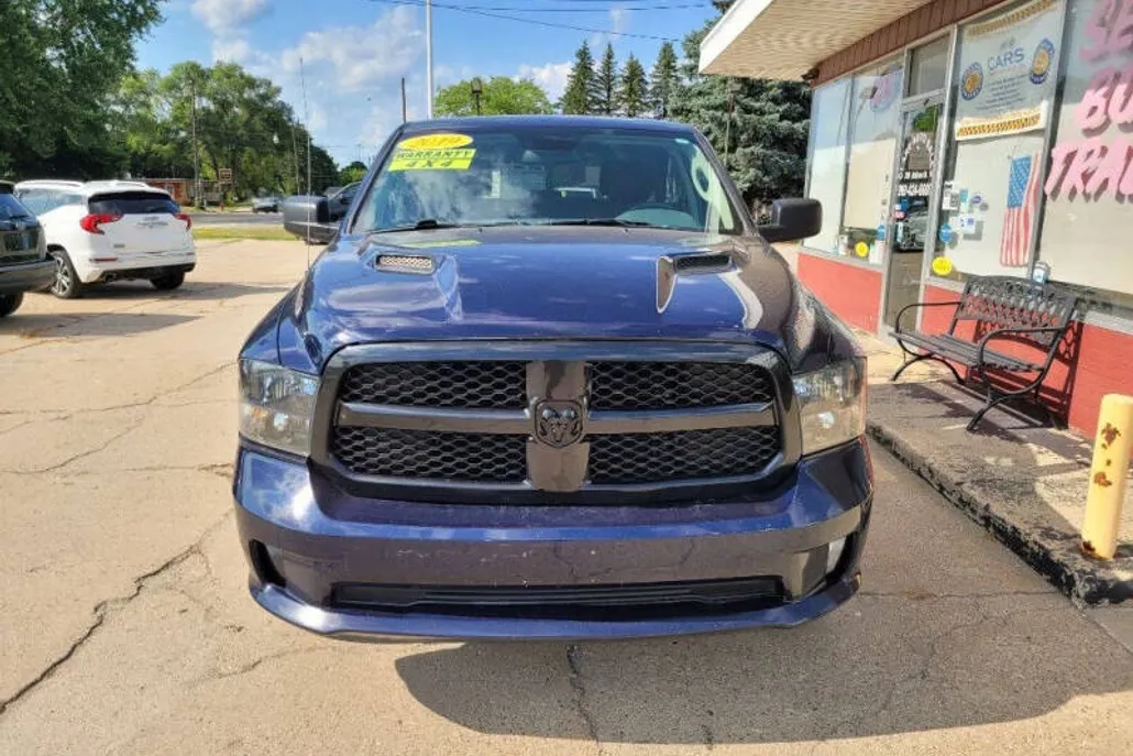 2019 Ram 1500 Classic Express photo 1