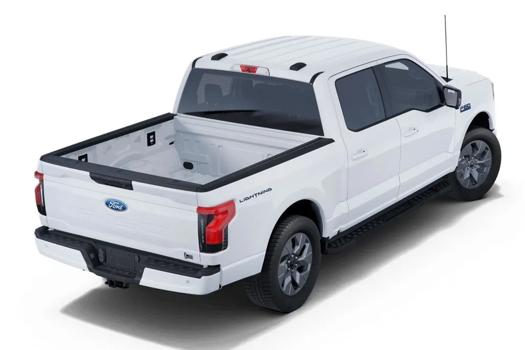 2025 Ford F-150 Lightning photo 1