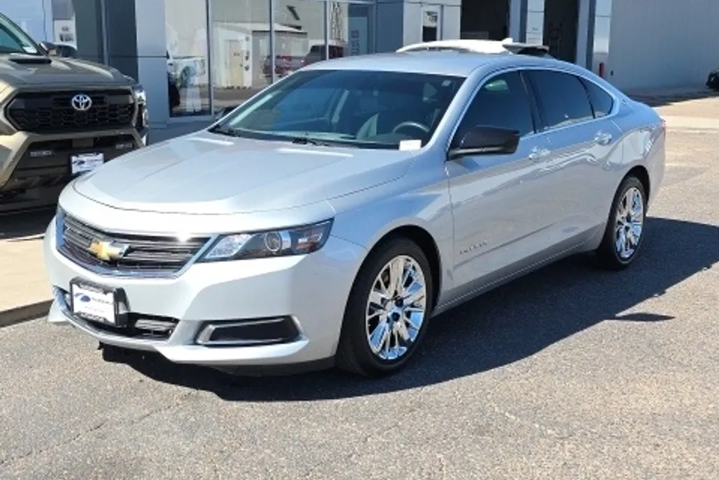 2018 Chevrolet Impala LS photo 1