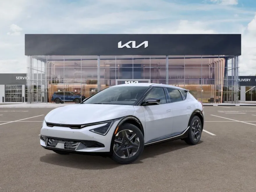 2025 Kia EV6 Light photo 1